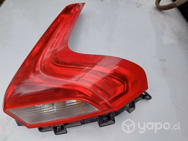 Foco trasero volvo v40 derecho