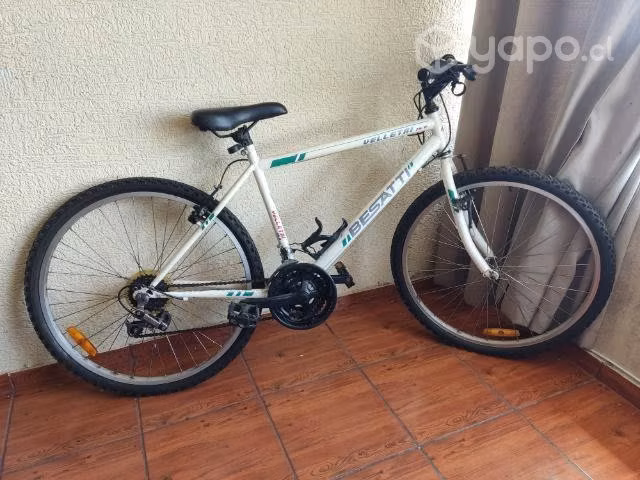 Bicicleta Besatti + Casco Bianchi