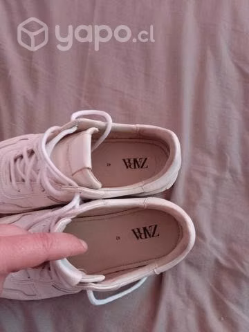 Zapatillas zara