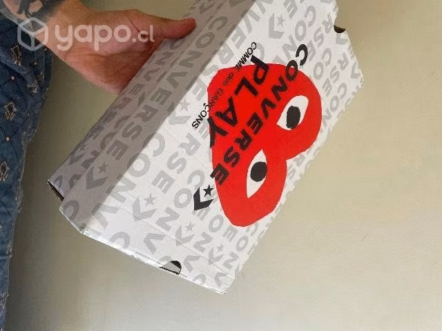 Converse x CDG PLAY