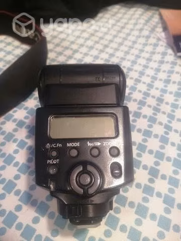 Camara fotografica canon eos + flash speedlite + b