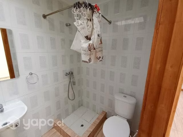 Casa 2 habitaciones 1 baño Estacionamiento