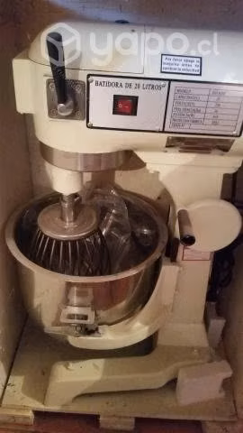 Batidora de 20 litros maigas nueva