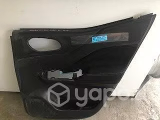 Tapiz puerta trasera derecha nissan np300