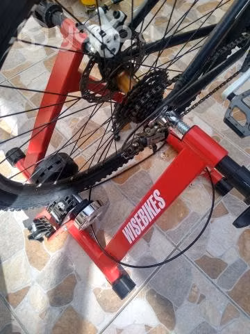 Rodillo entrenamiento bicicleta
