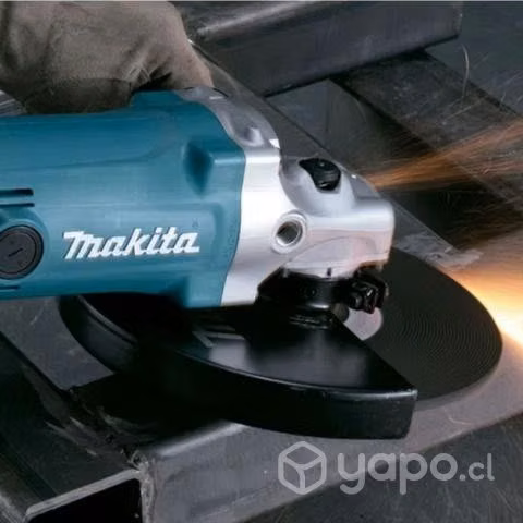 Esmeril angular 7» 2000W GA9050 Makita