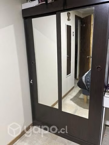 Closet con espejos