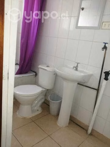 Se arrienda departamento interior en segundo piso
