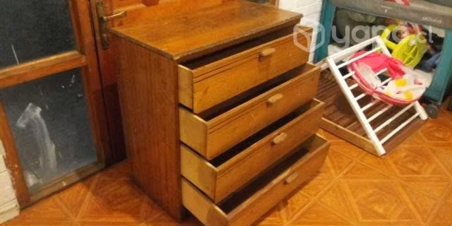 Mueble anitugo excelente estado