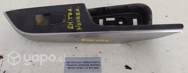 Boton Alza Vidrio tras der (047) Nissan NP300 2022