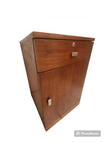 Velador de madera