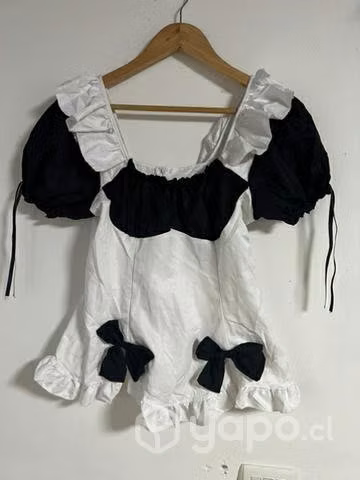 Traje maid