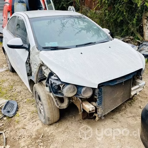 Chevrolet sonic en desarme