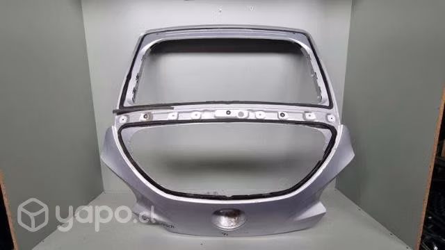 Portalon hyundai veloster dmg la cisterna 88.01