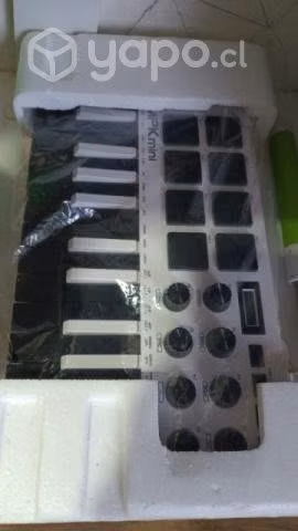 Akai mpk mini profesional