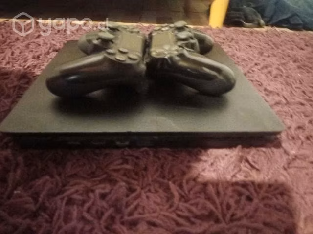 Play 4 con dos mandos