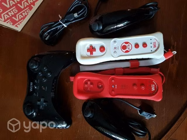 WiiU Deluxe + 16 juegos + controles