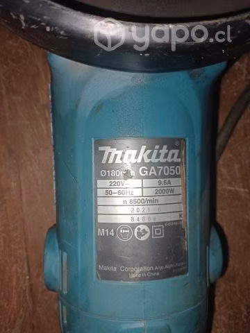 Esmeril makita 7 "