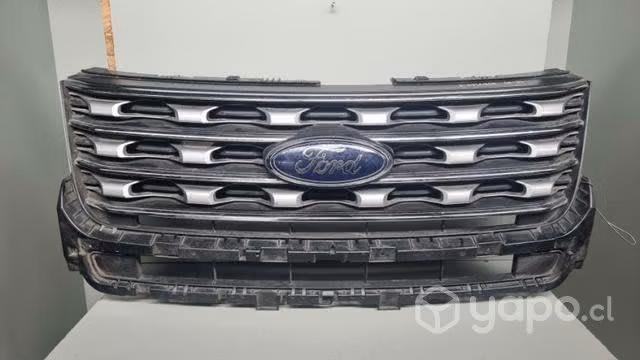 Mascara ford Explorer dmg la cisterna 33.02