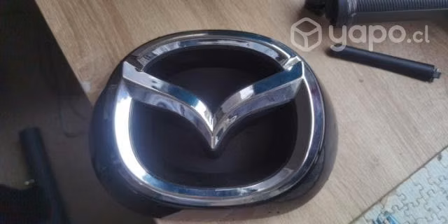 Mazda CX 5 Emblema Logo Base 2022 - Imagen 2