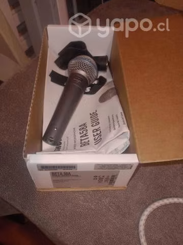 Microfono shure beta 85a y efecto vocal zoomv3