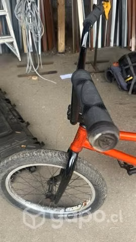 Bicicleta bmx excelente estado poco uso