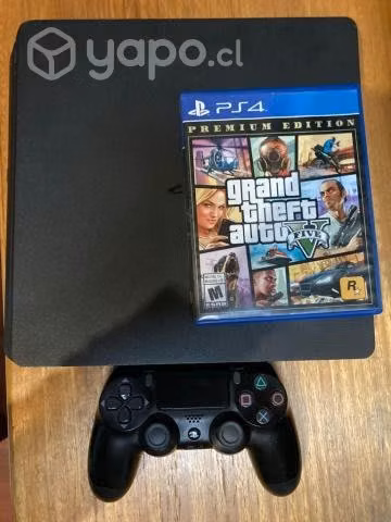 PlayStation 4 + juego GTA V