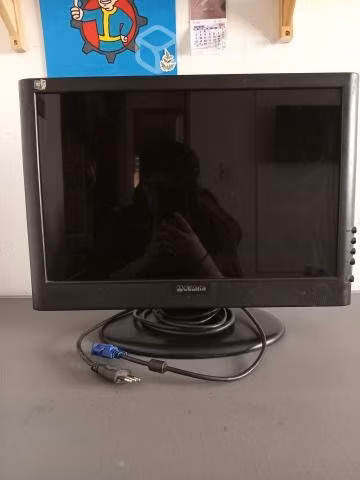 PC OLIDATA antiguo - Monitor y Torre para DESARME - Imagen 2