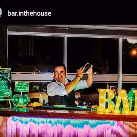 Barman Bartender