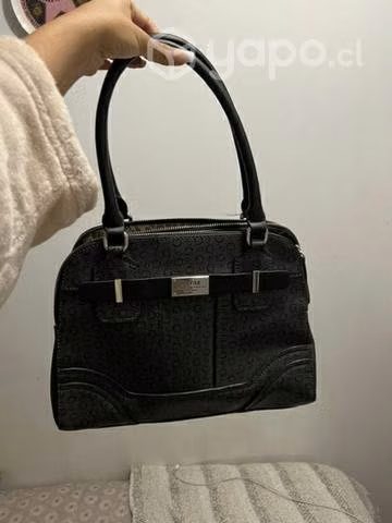 Cartera guess
