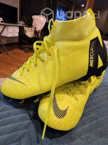 Zapatillas fútbol Nike 35.5 EUR