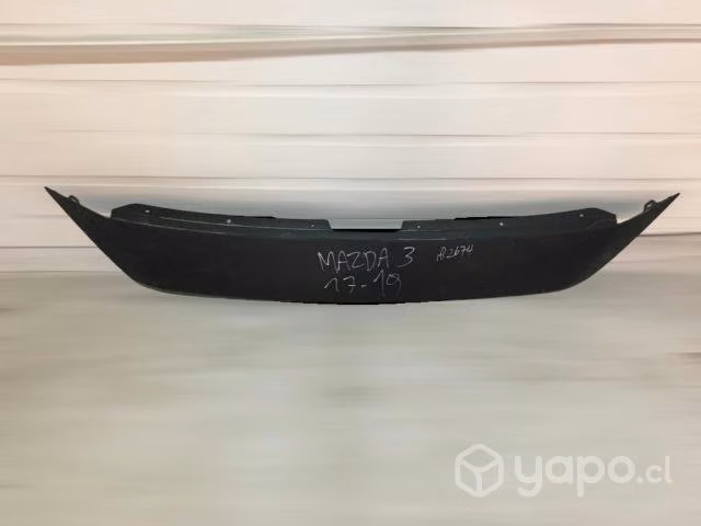 Moldura capot mazda 