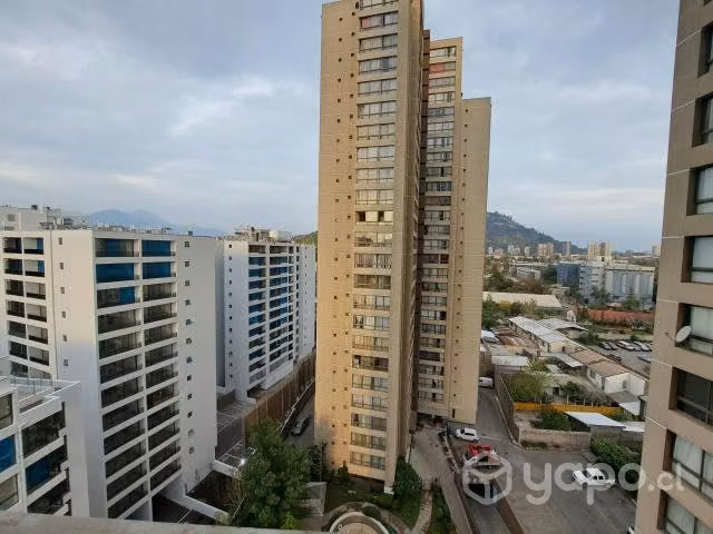 Arriendo departamento de 2 dorm metro hospitales