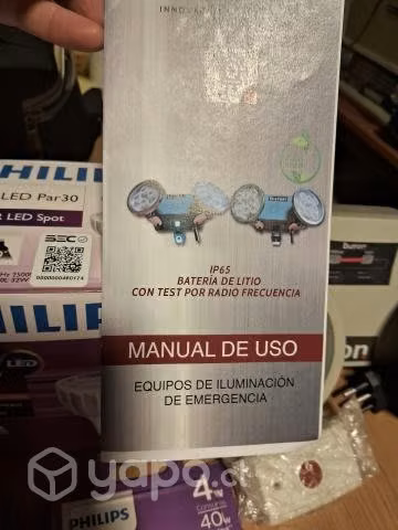 Focos Led 32w más ampolletas de 4 w y lampara de e