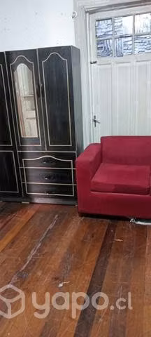 Closet y sofá