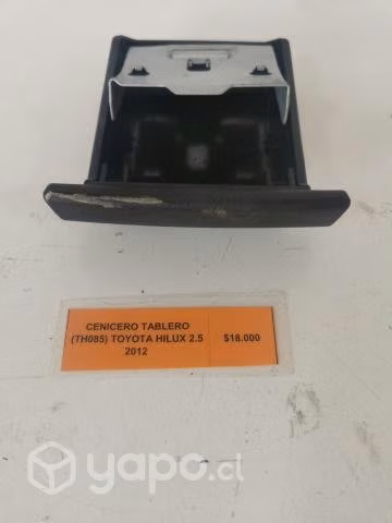 Cenicero Tablero (TH085) Toyota Hilux 2.5 2012