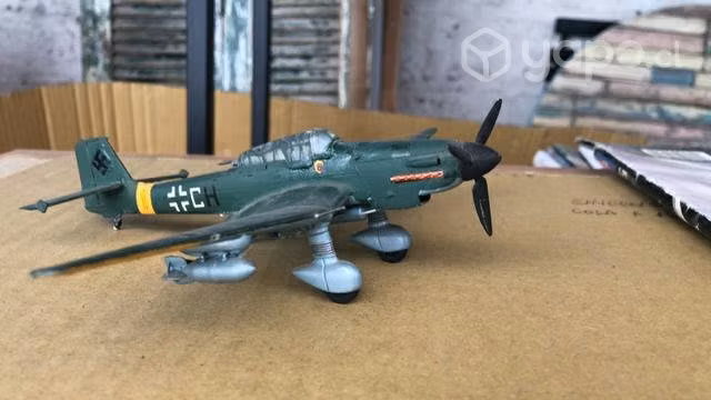 Stuka armado Marca Ataleri