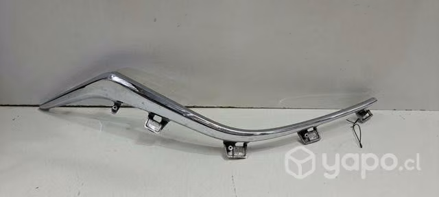 Bisel rh mazda 3 14-16 BA1