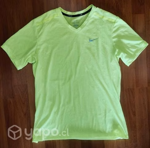 Polera Nike Running Dri-Fit Talla M!