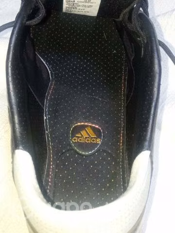 Zapatos de futbol profesional talla 43