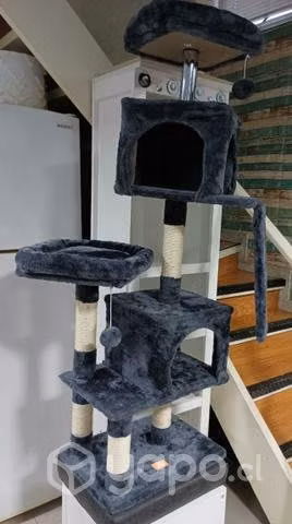 Árbol trepador para gatos