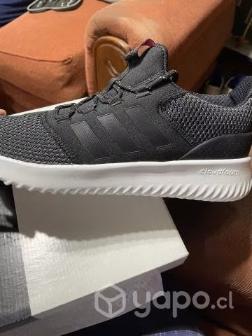 Zapatilla adidas nueva - Imagen 1