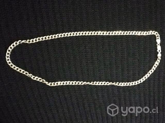 Cadena de plata
