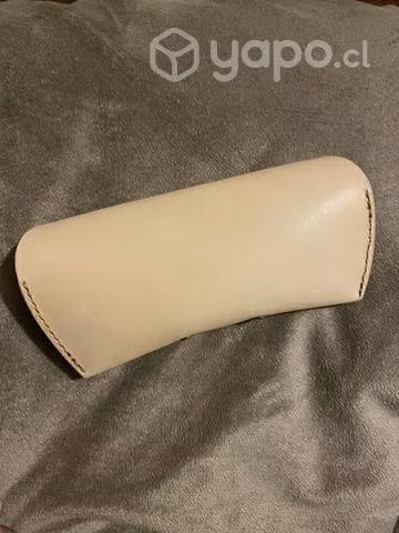 Estuche cuero para lentes de sol. - Imagen 2