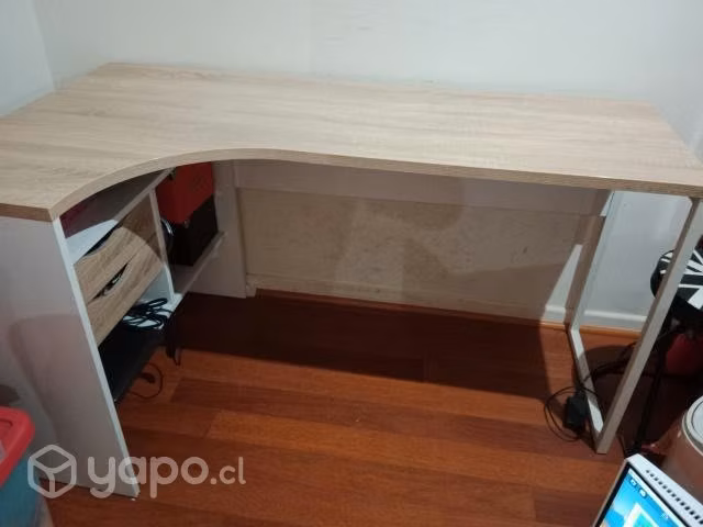 Escritorio con silla de regalo - Imagen 3
