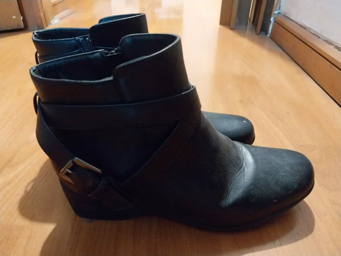 zapato negro nuevo, número 40 - Imagen 4