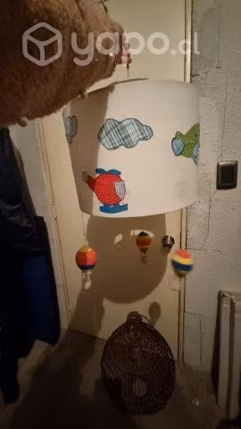 Lampara con pantalla niño.