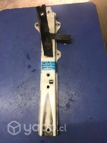 Soporte central frontal Nissan Terrano
