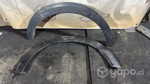 Molduras traseras Nissan kicks