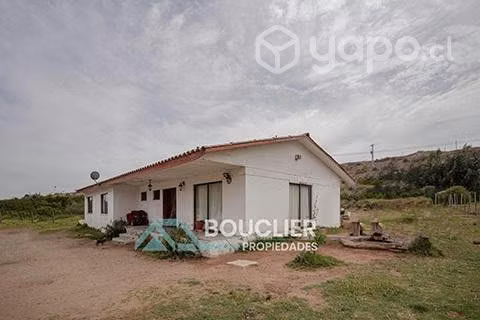 Terreno de 5000m2 con Servicios Básicos y Casa